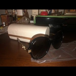 NWT Jimmy Choo large round sunglasses